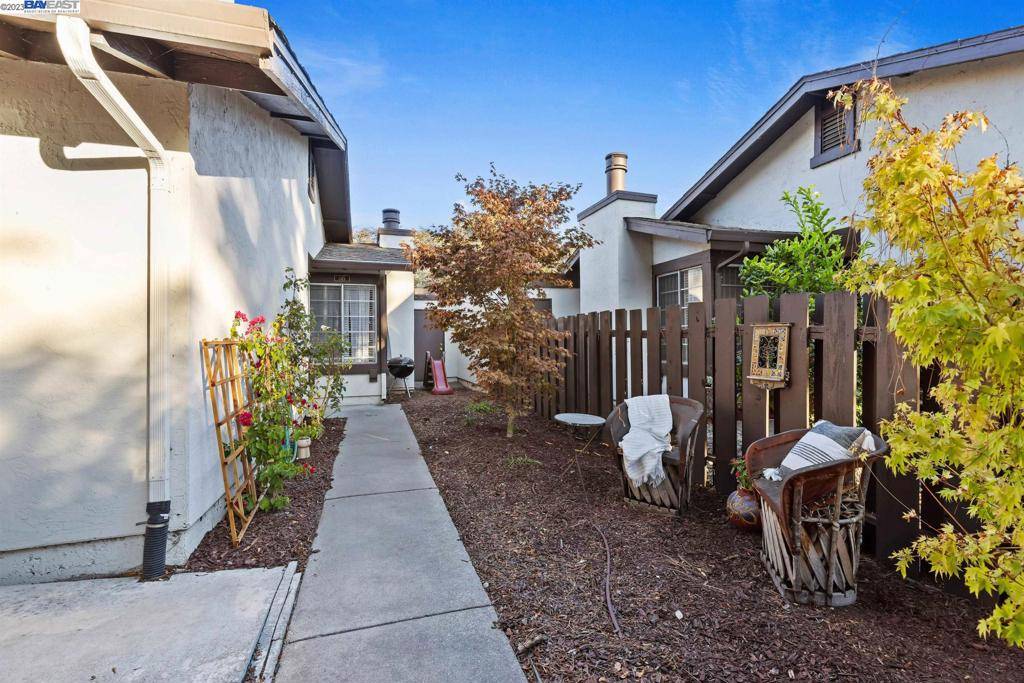 Fremont, CA 94536,345 Torrano Cmn