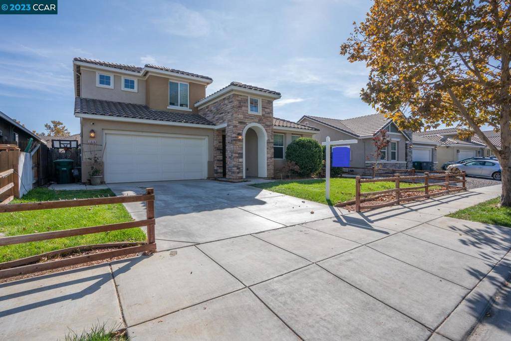 Los Banos, CA 93635,1636 Maidencane Way