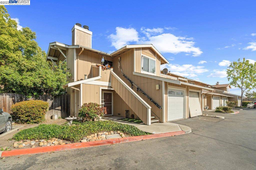 Hayward, CA 94544-5380,11 Raintree Court #17