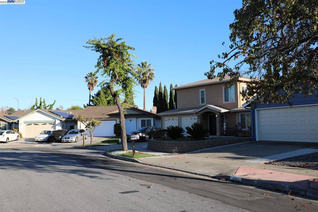 Fremont, CA 94555,4082 Polonius Cir