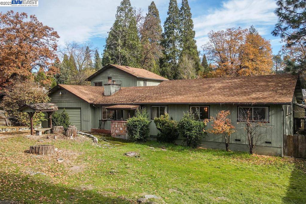 Weaverville, CA 96093,31 Cedar Lane