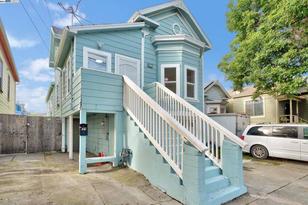 Oakland, CA 94607,2517 Filbert St