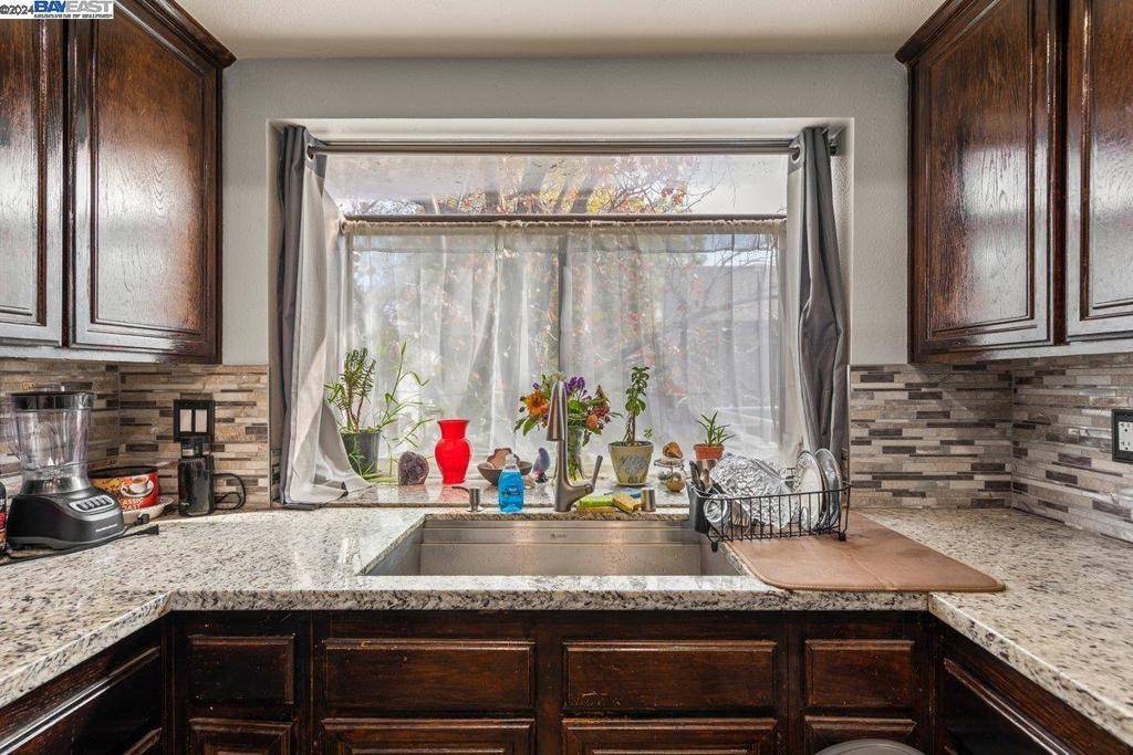 Newark, CA 94560,6224 Buena Vista Dr #B