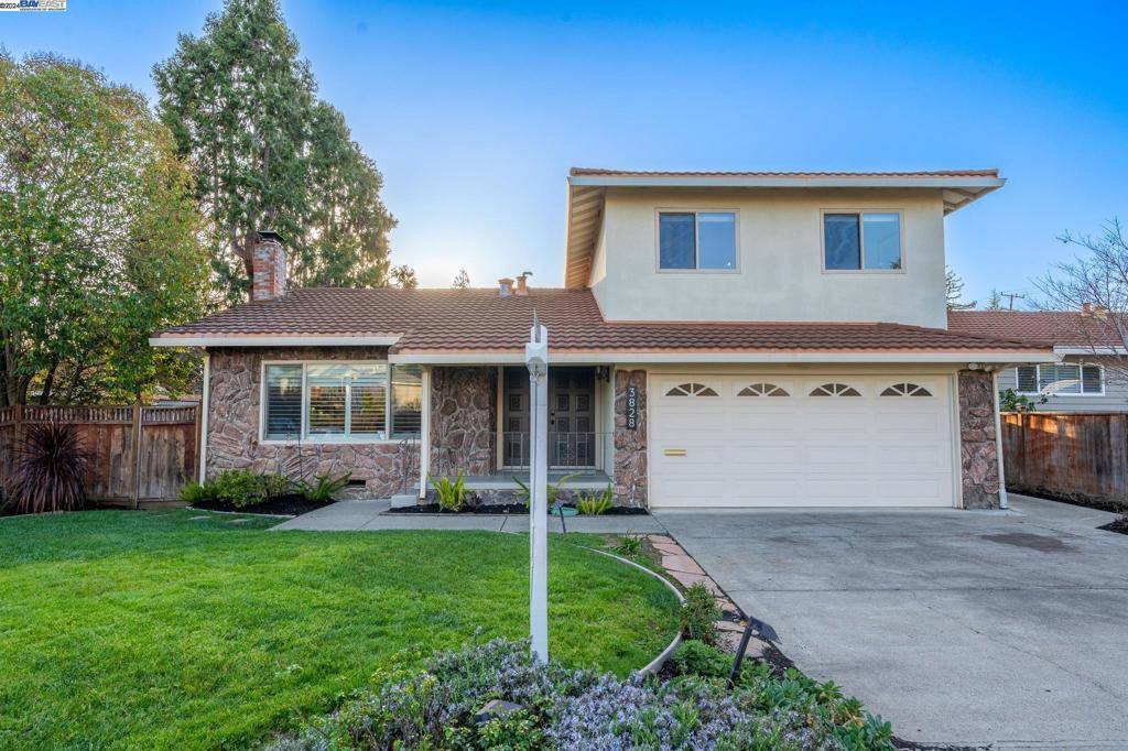 Castro Valley, CA 94546,3828 Almond Hill Pl