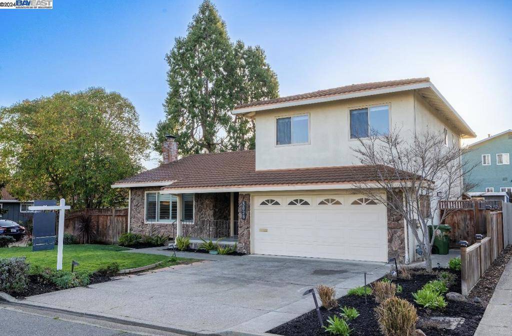 Castro Valley, CA 94546,3828 Almond Hill Pl