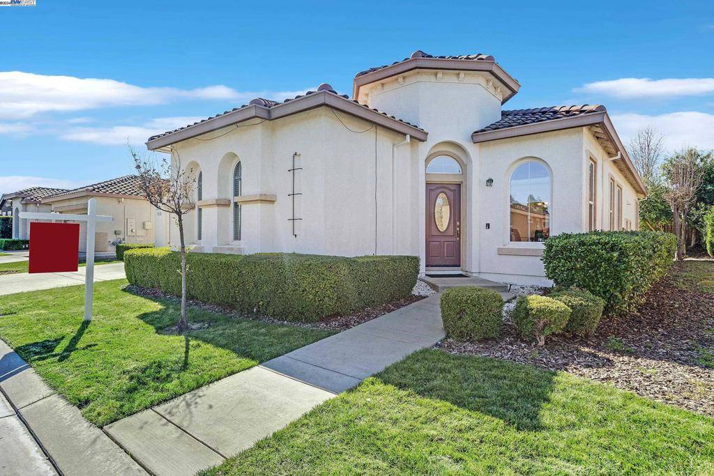 Rio Vista, CA 94571,275 Magnolia Dr