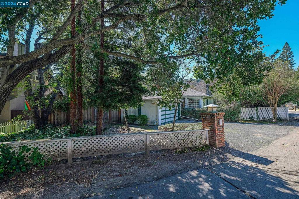 Lafayette, CA 94549,3631 Bickerstaff Rd