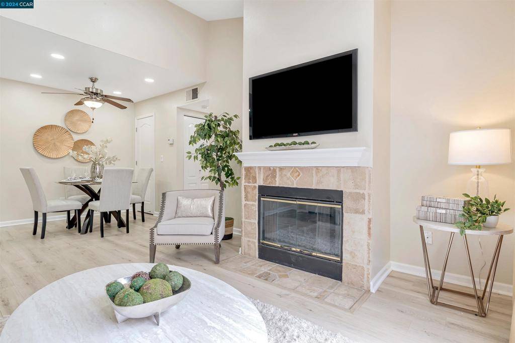 San Ramon, CA 94583,150 Reflections Dr #24