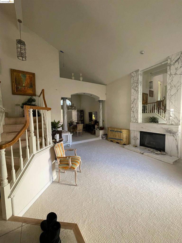Richmond, CA 94803,5319 Country View