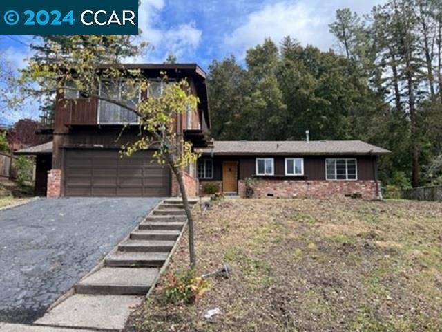 Orinda, CA 94563-4319,12 Ramona Dr