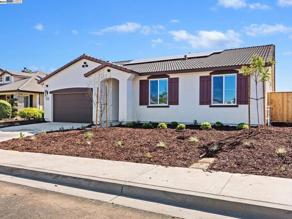 Antioch, CA 94509,5437 Oneida Way