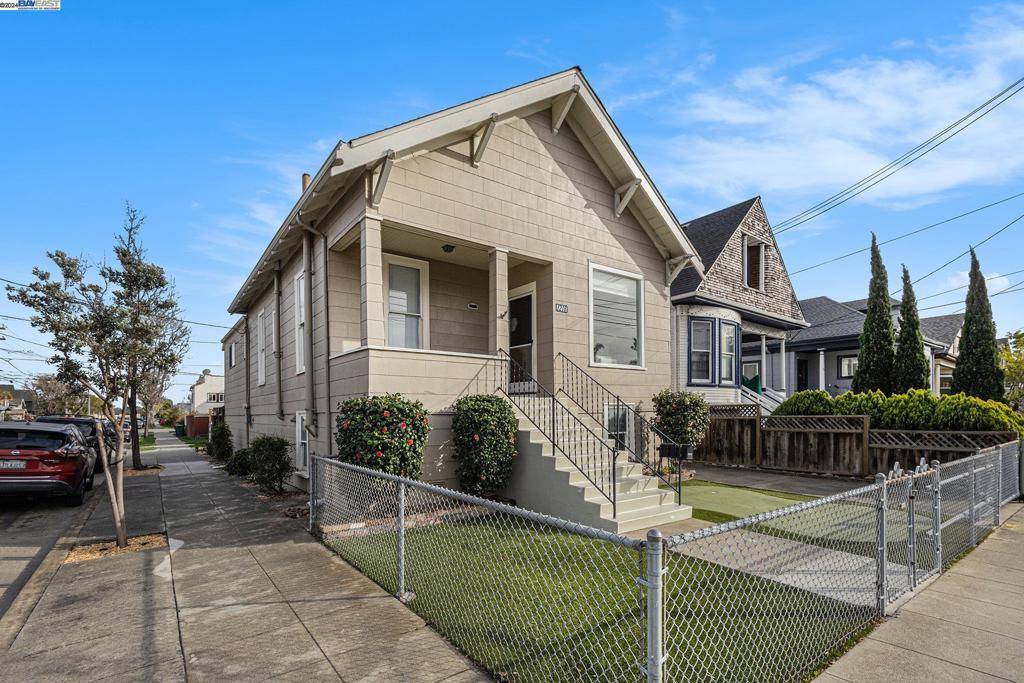 Alameda, CA 94501,1218 Post St