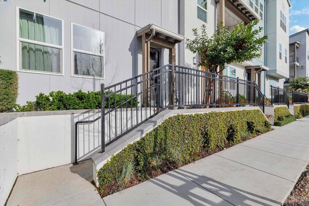 Milpitas, CA 95035,1482 Bond St