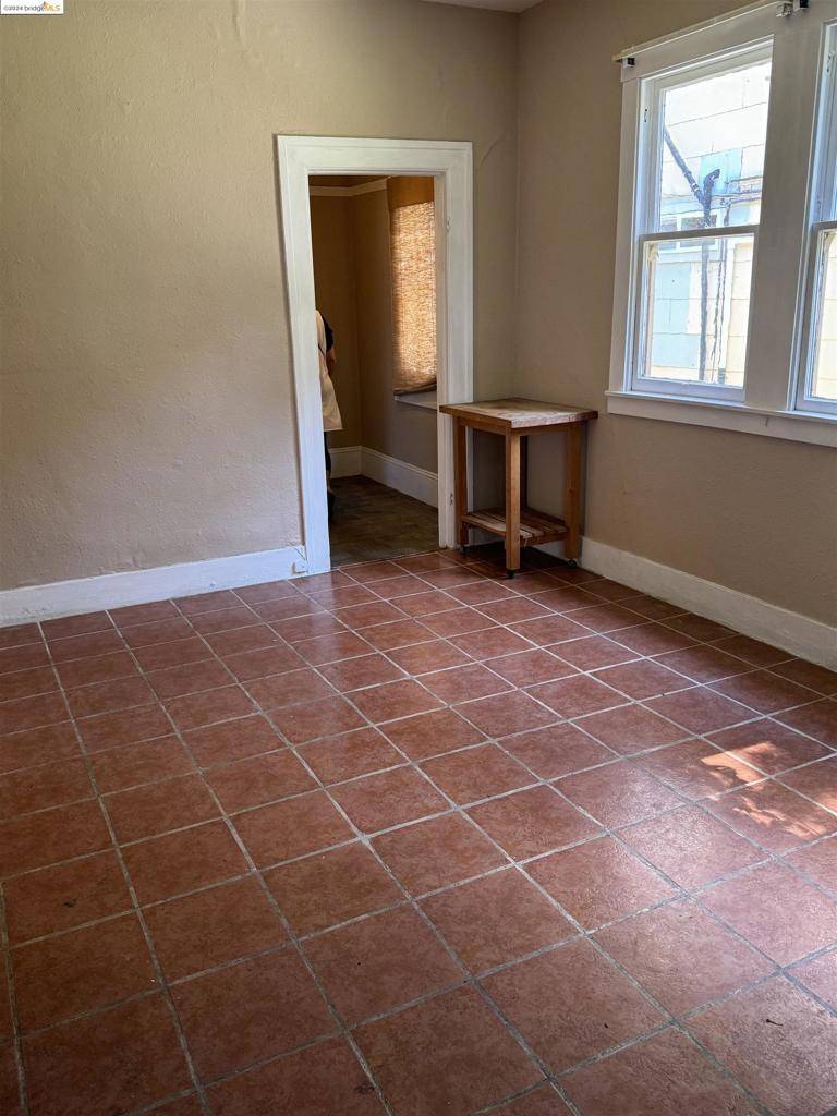 Oakland, CA 94611-5423,3520 Harrison St.
