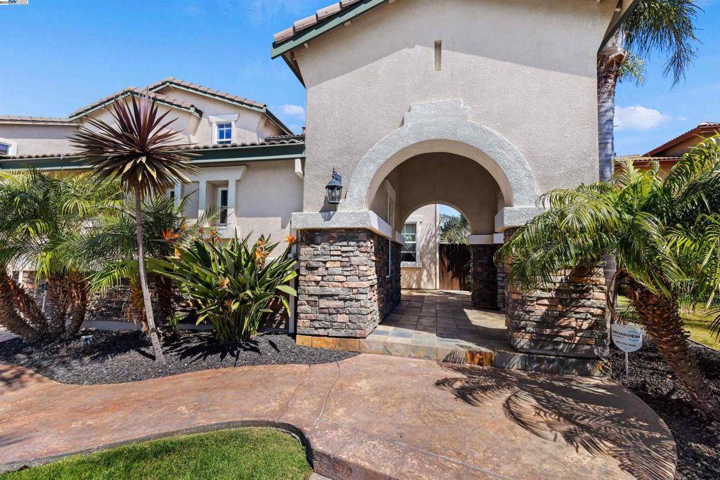 Oakley, CA 94561,14 DALI COURT