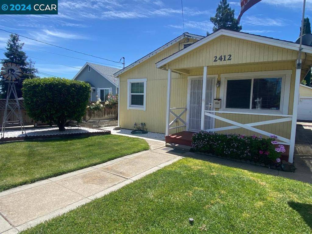 Martinez, CA 94553,2412 Martinez Ave