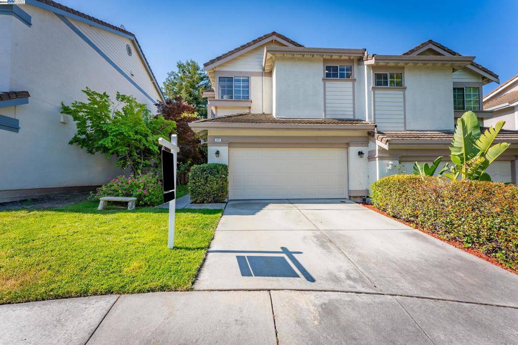 Fremont, CA 94539,227 Bear Ct