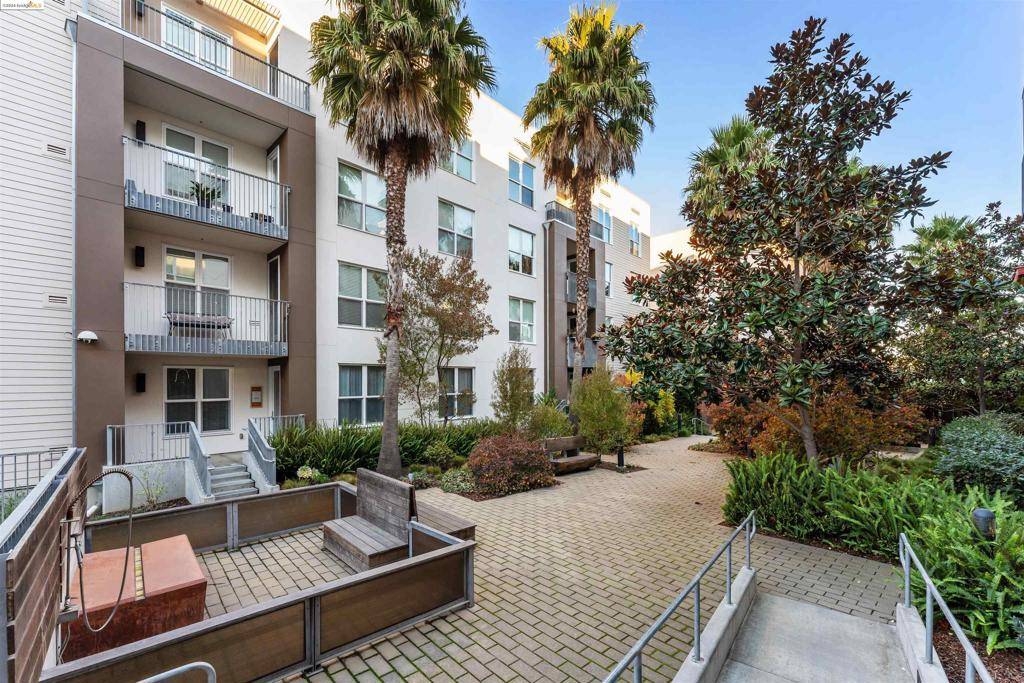 San Francisco, CA 94124,5900 3Rd St #2209
