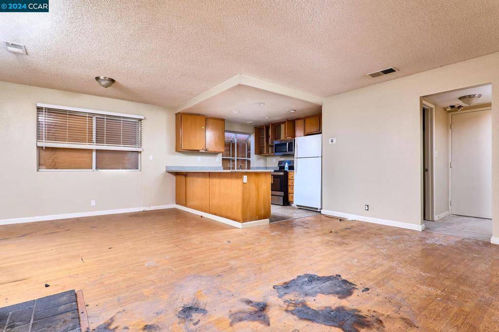 Vallejo, CA 94589,114 Vanessa St