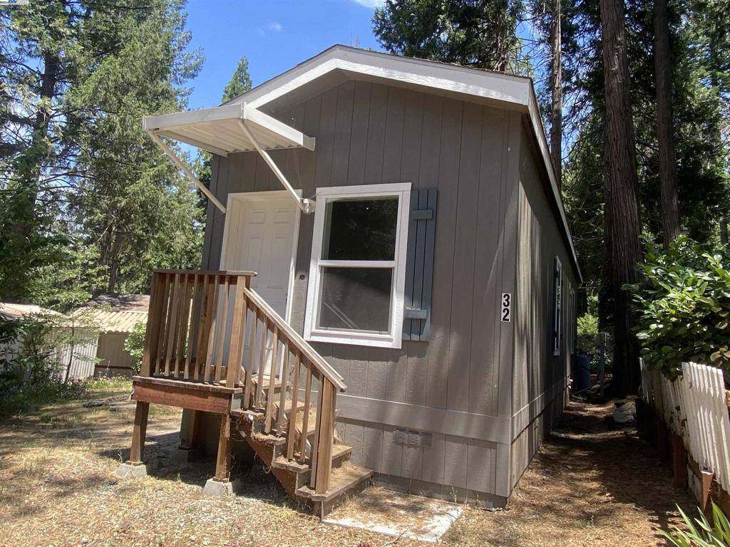 Pollock Pines, CA 95726,6165 Pony Express Trail #32