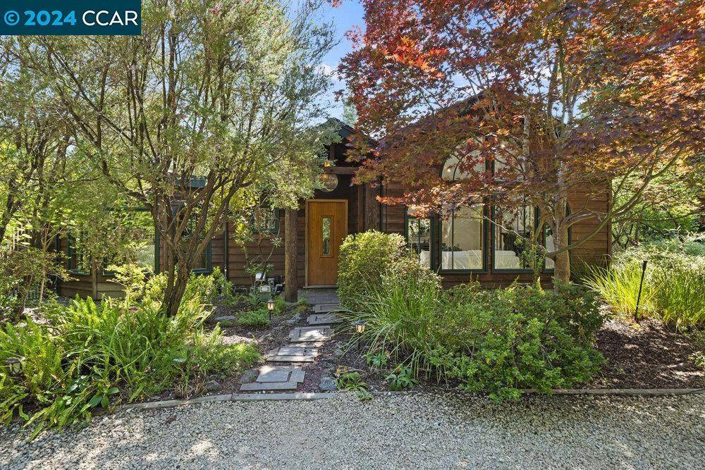 Orinda, CA 94563,15 Lost Valley Dr