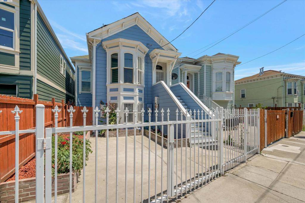 Oakland, CA 94607,728 Campbell Street