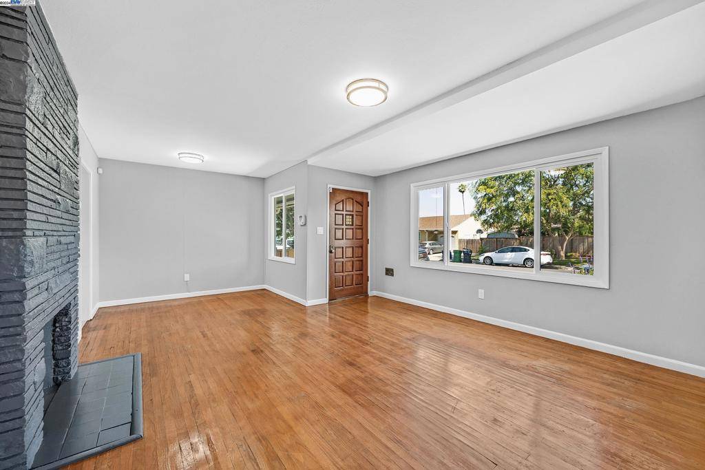 Hayward, CA 94544,253 ROME PLACE