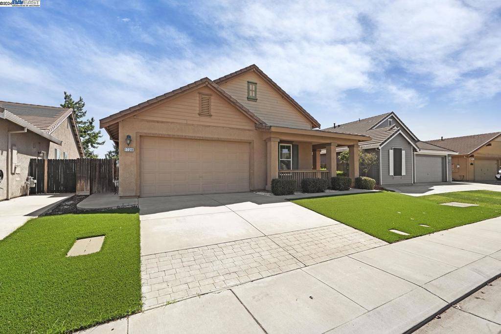 Manteca, CA 95337,1738 Dalia Lane