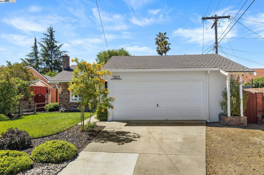 Livermore, CA 94551,1382 Hillview Dr