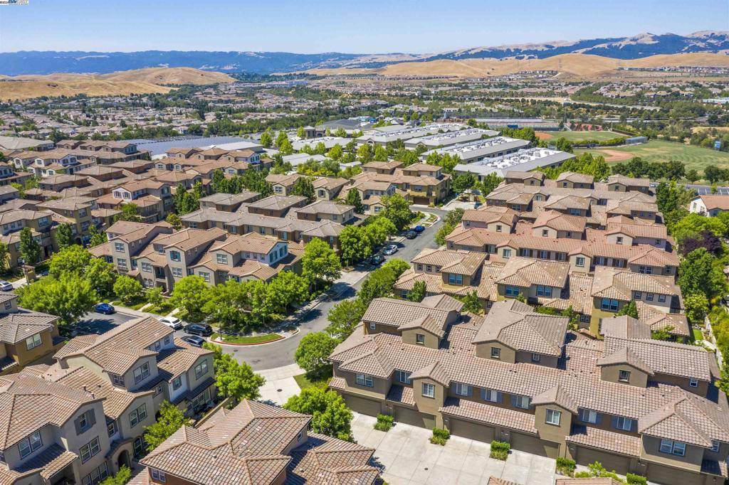 San Ramon, CA 94582-5987,5072 Fioli Loop