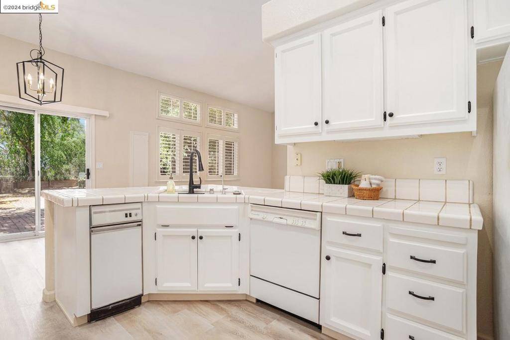 Brentwood, CA 94513,1221 Ocean Ct