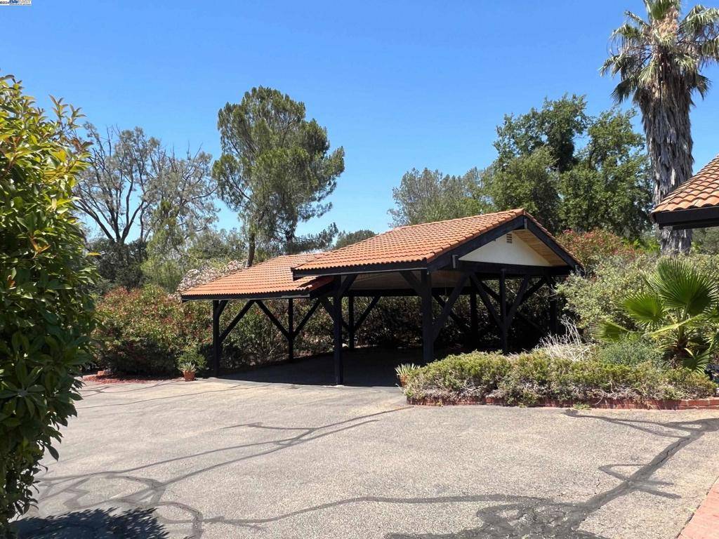 Burson, CA 95225,6100 Gassner Rd