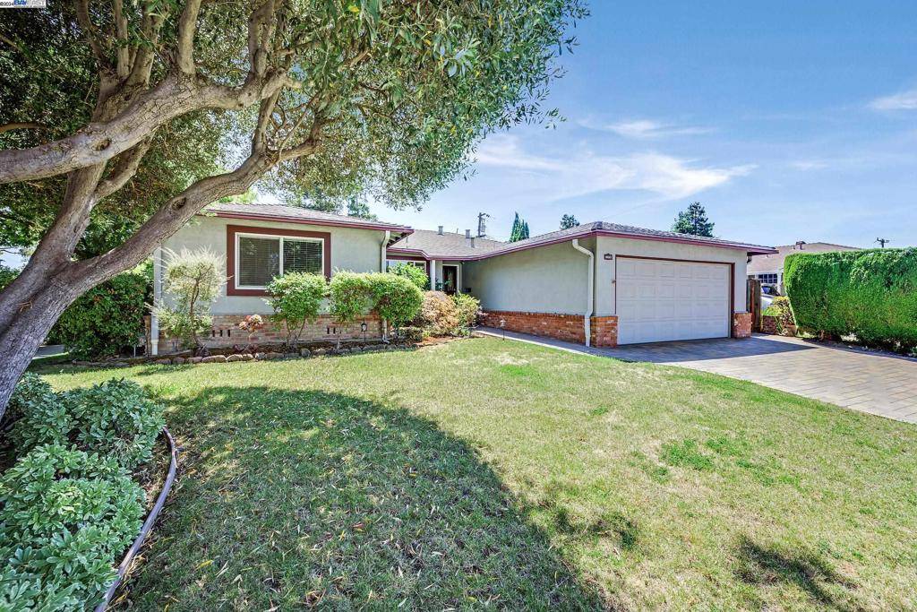 Fremont, CA 94536,38565 Acacia St