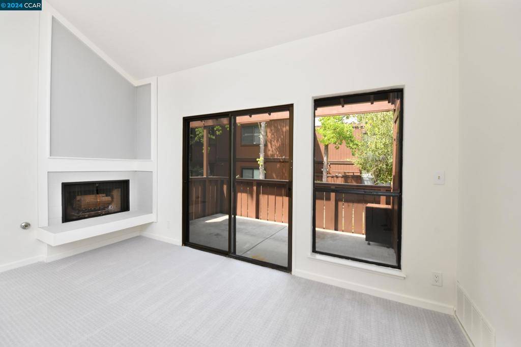 Pleasant Hill, CA 94523,895 Camelback Pl