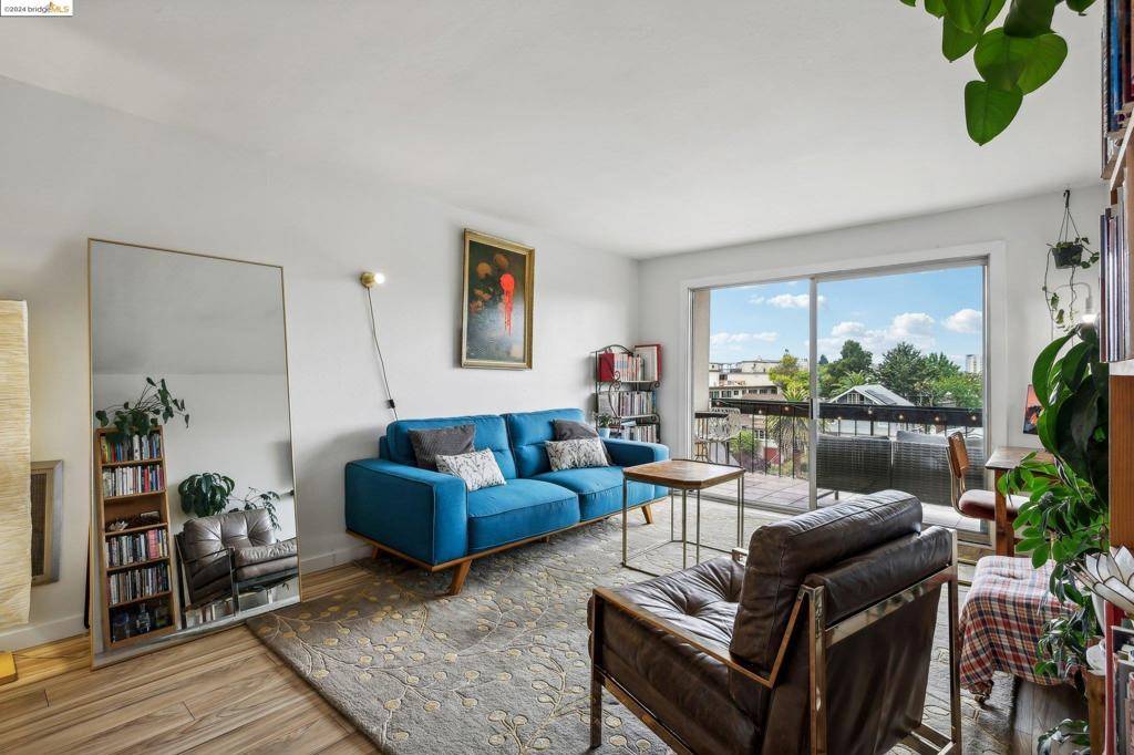 Oakland, CA 94610,551 Jean Street #410