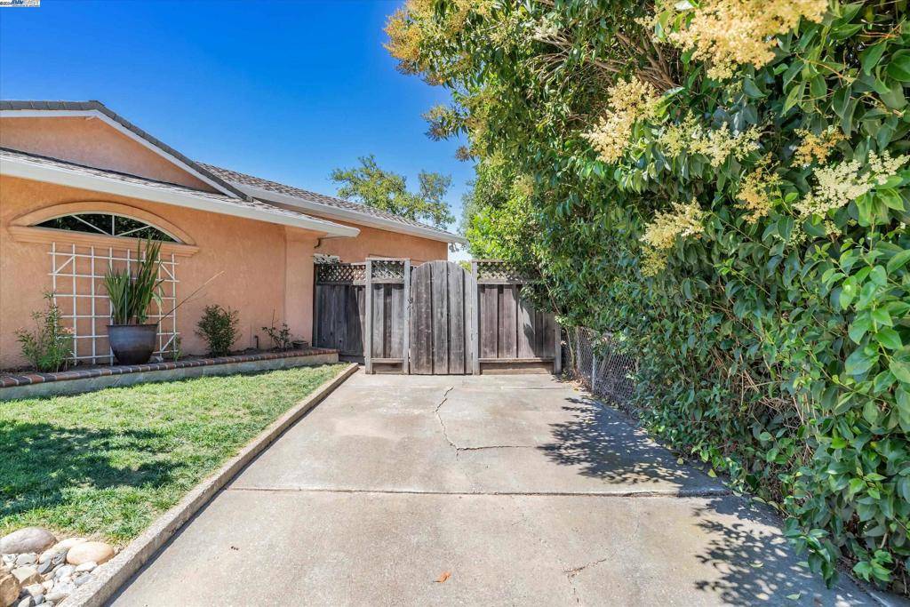 Fremont, CA 94536,4129 Ameca Court