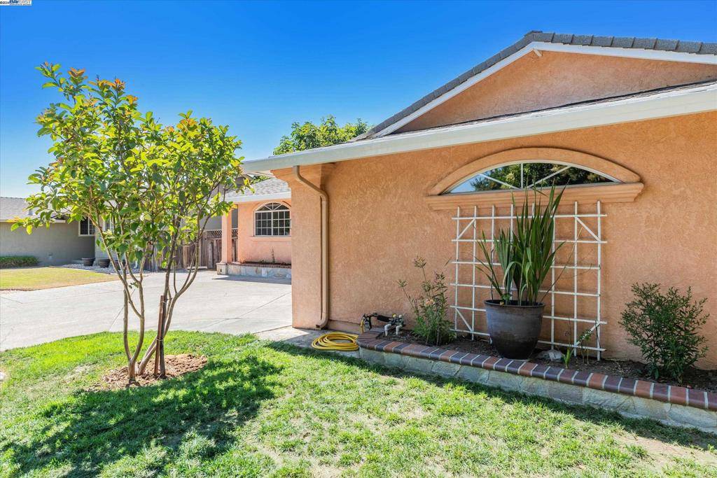 Fremont, CA 94536,4129 Ameca Court