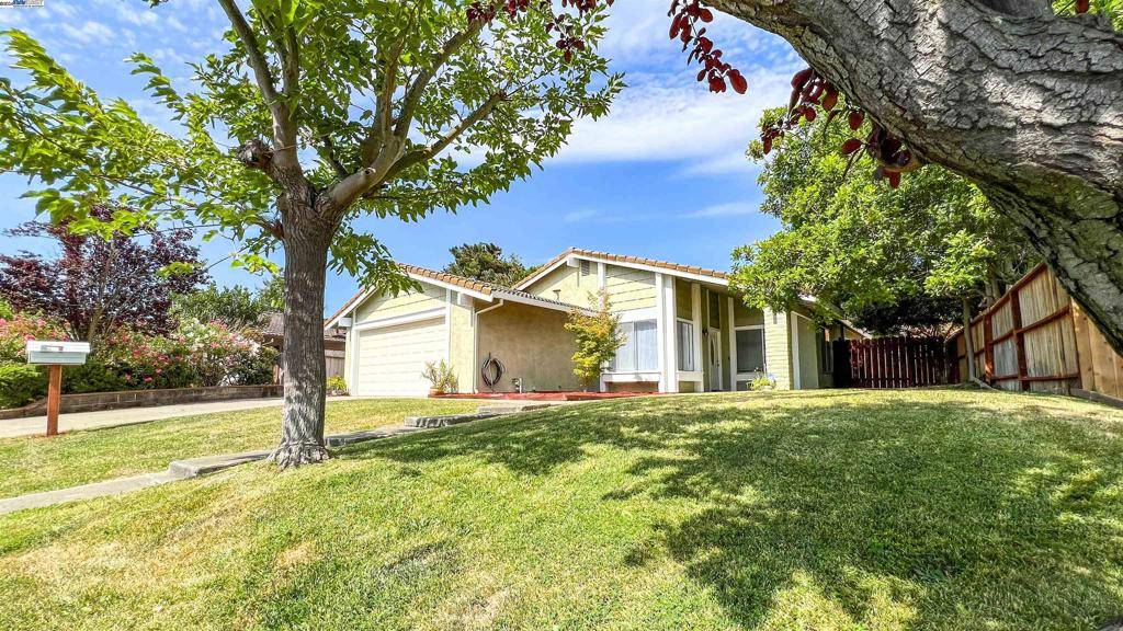 Vallejo, CA 94591,143 Sunrise Way