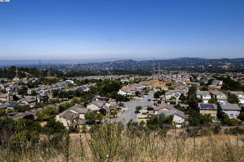 Castro Valley, CA 94546,5306 Hilltop Road