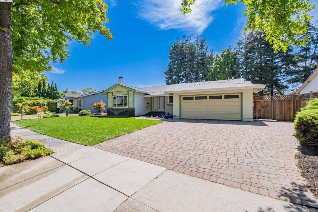 Newark, CA 94560,4916 Windermere Dr