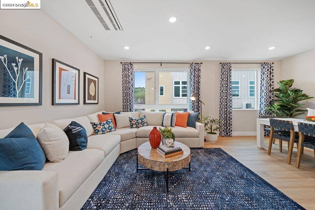 Hayward, CA 94541,27263 Lumina Court #11