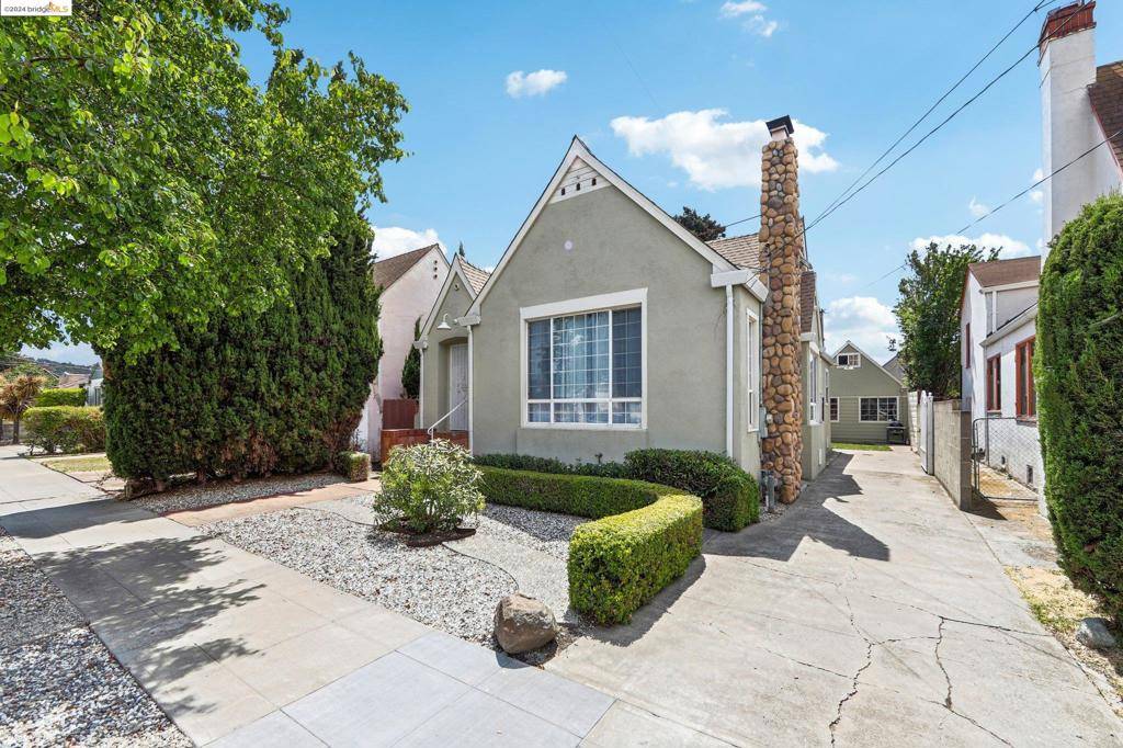 Oakland, CA 94603,1926 107Th Ave