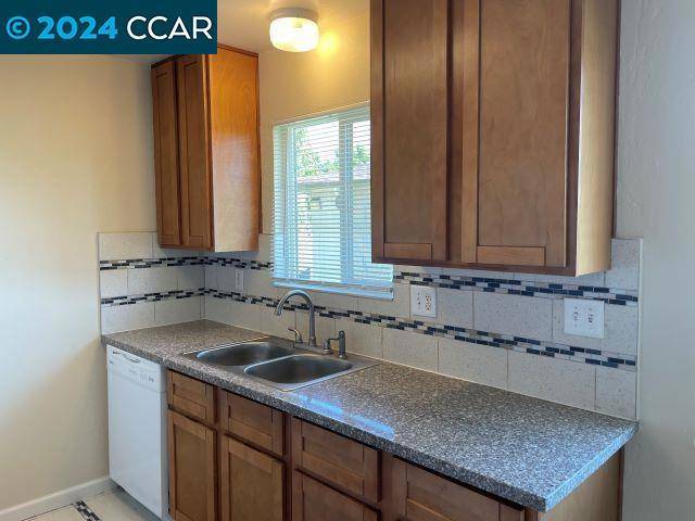 Antioch, CA 94509,2312 LEMONTREE WAY