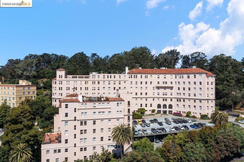 San Francisco, CA 94117,351 Buena Vista Ave #802E