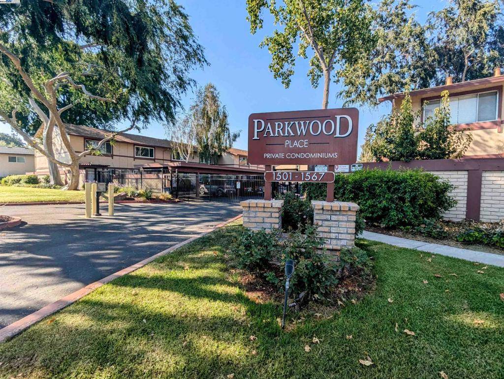 Concord, CA 94521,1547 Parkwood Pl