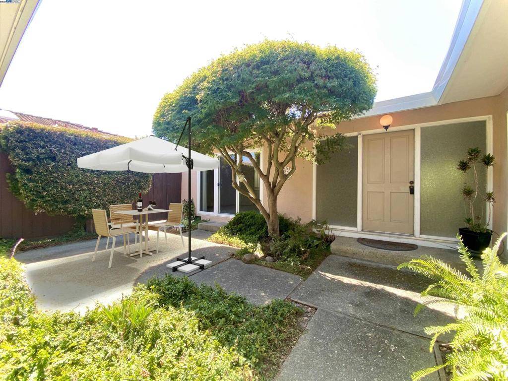Fremont, CA 94536,35801 Molina Ct