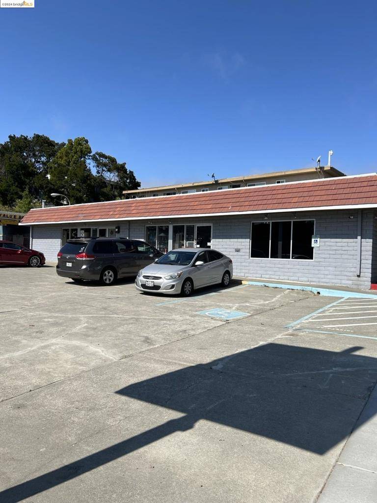 Pinole, CA 94564,1189 San Pablo Ave