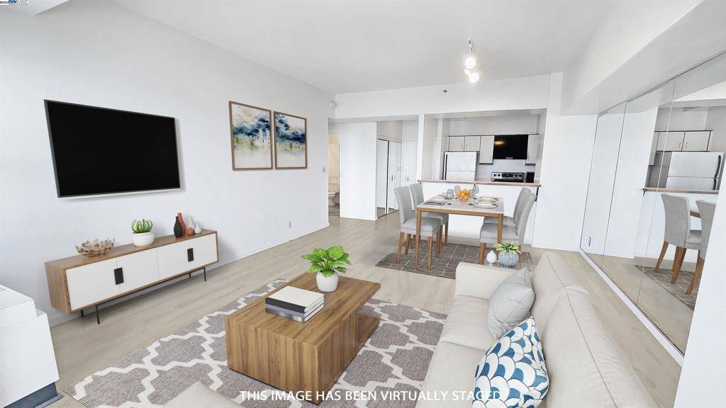 Emeryville, CA 94608,6363 Christie Ave #1915