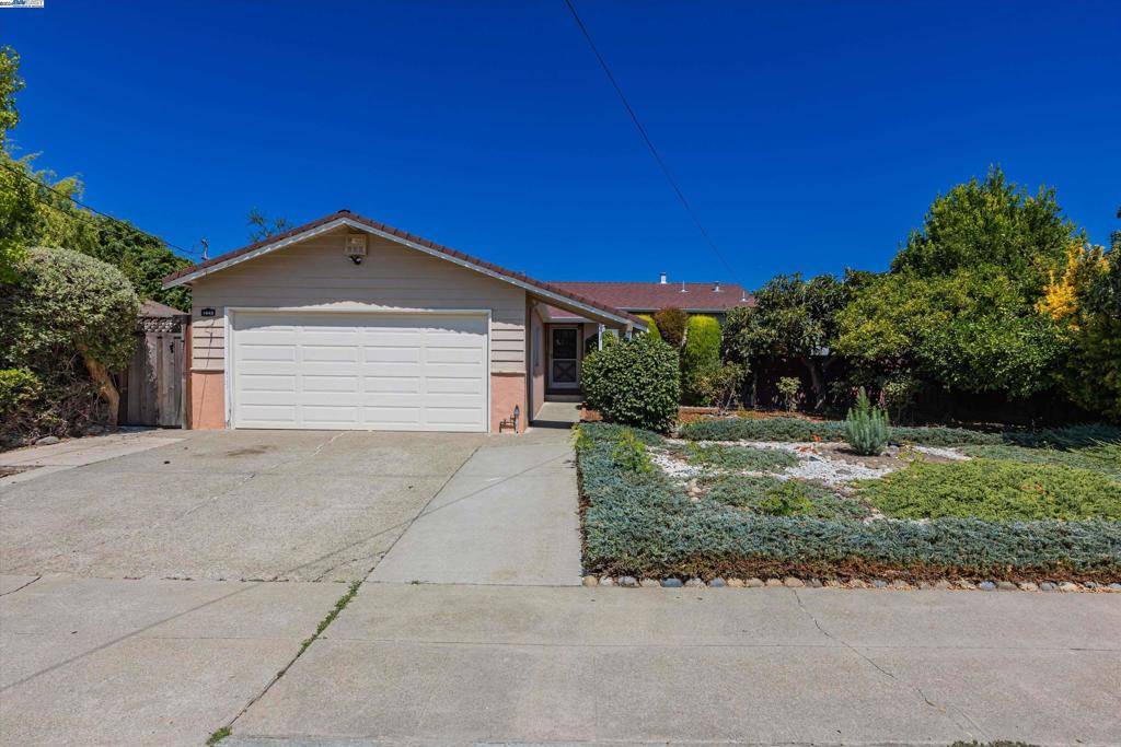 San Leandro, CA 94579,1943 Vining Dr