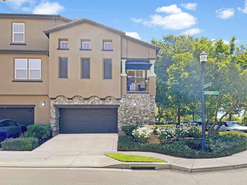 Livermore, CA 94551,524 Dovecote Ln #2